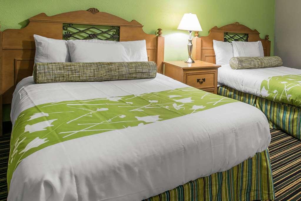 Rodeway Inn & Suites Winter Haven Chain Of Lakes Pokój zdjęcie