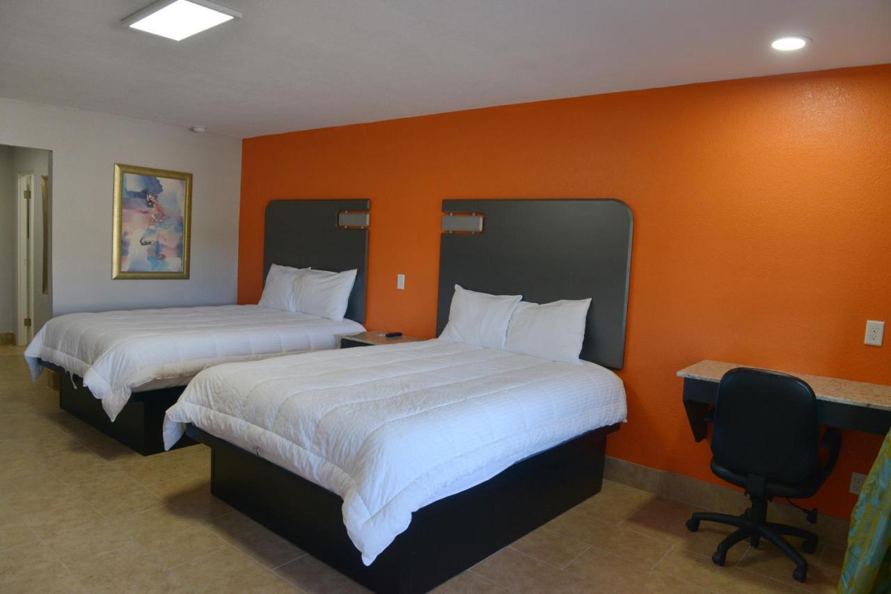 Rodeway Inn & Suites Winter Haven Chain Of Lakes Zewnętrze zdjęcie