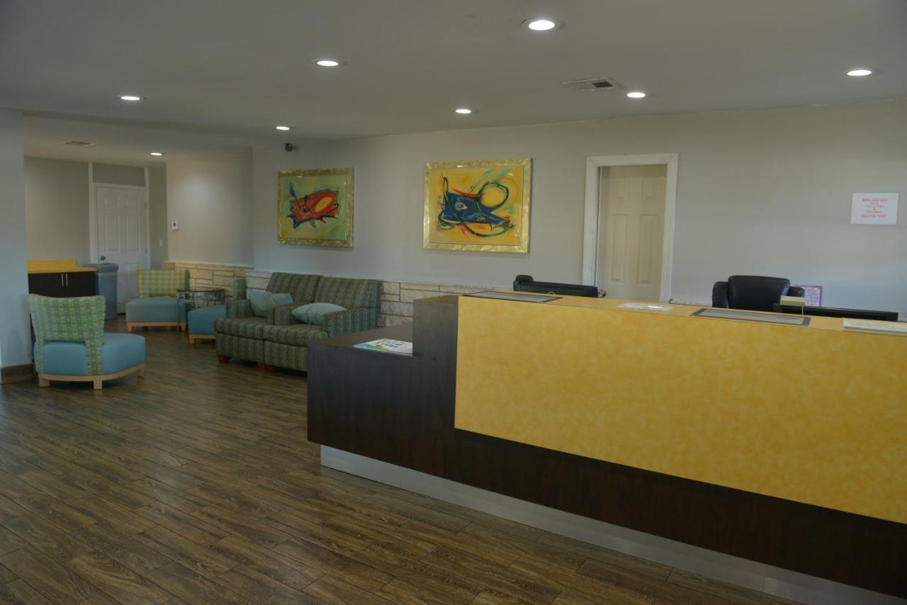 Rodeway Inn & Suites Winter Haven Chain Of Lakes Zewnętrze zdjęcie