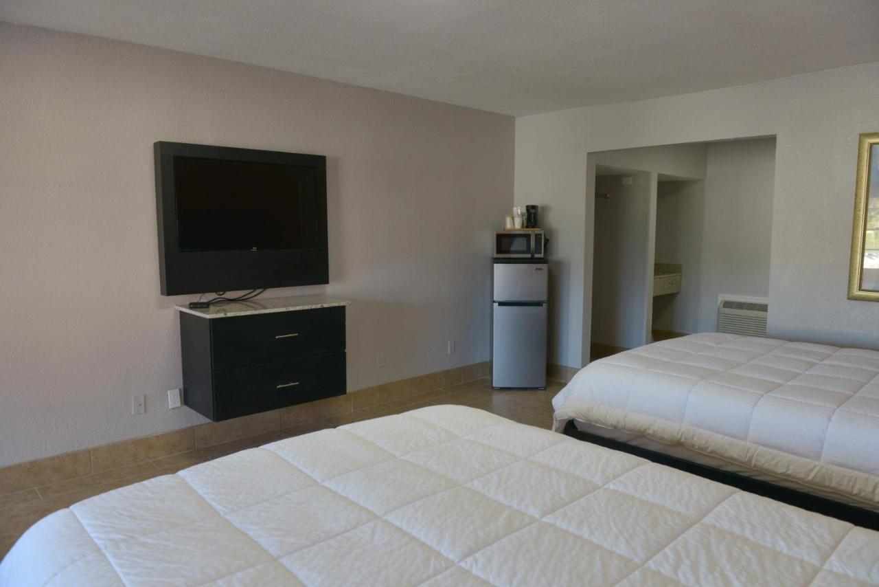 Rodeway Inn & Suites Winter Haven Chain Of Lakes Zewnętrze zdjęcie